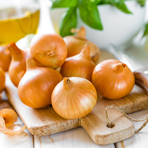 Raw Yellow Onions